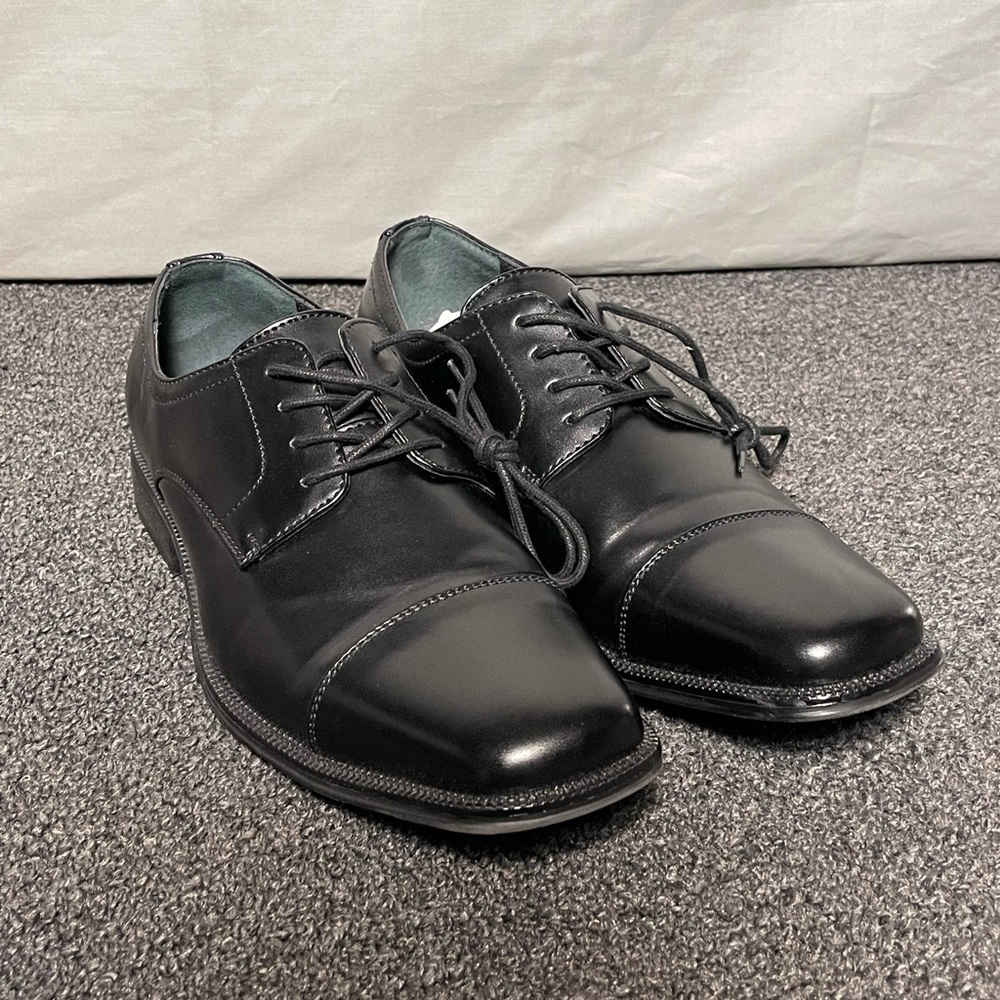 Alfani Adam’s Toe Cap Black Dress Shoe Size 11
